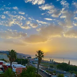 https://hospital-de-la-candelaria.tenerifehoteles.net